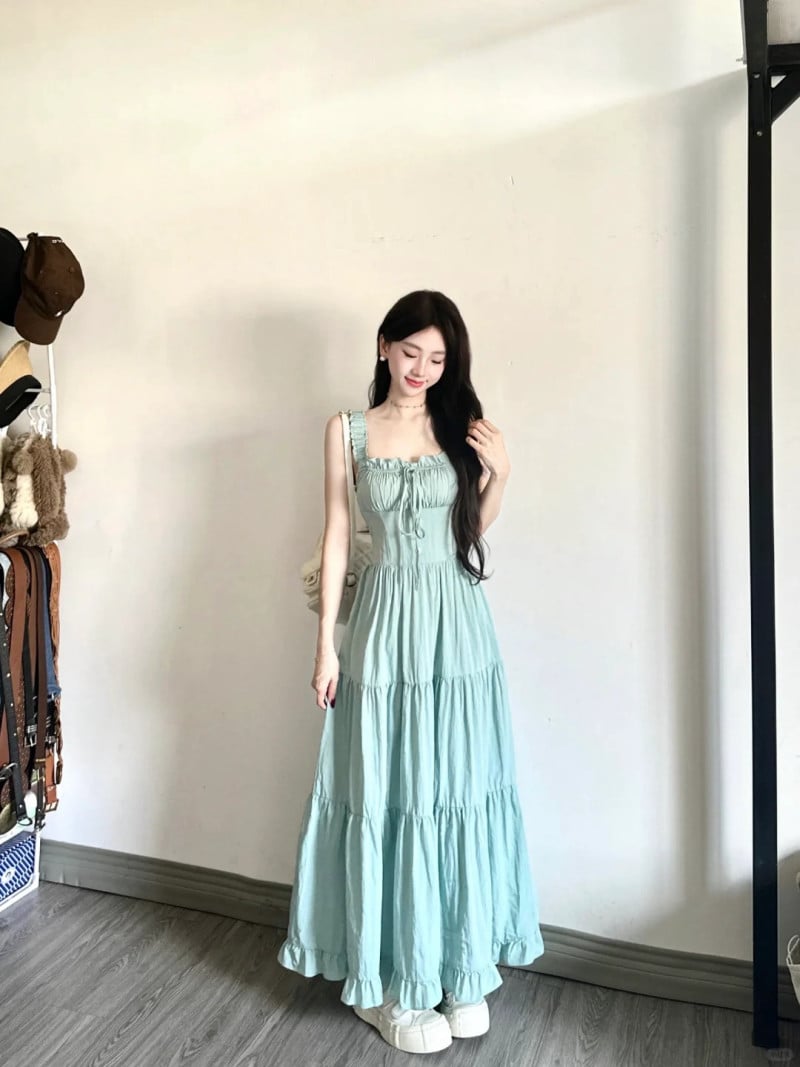 váy đi biển cho người vai to