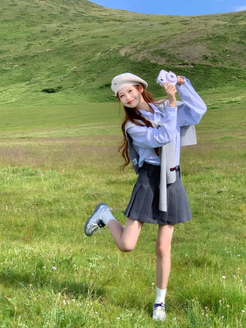 tạo dáng chụp ảnh một mình