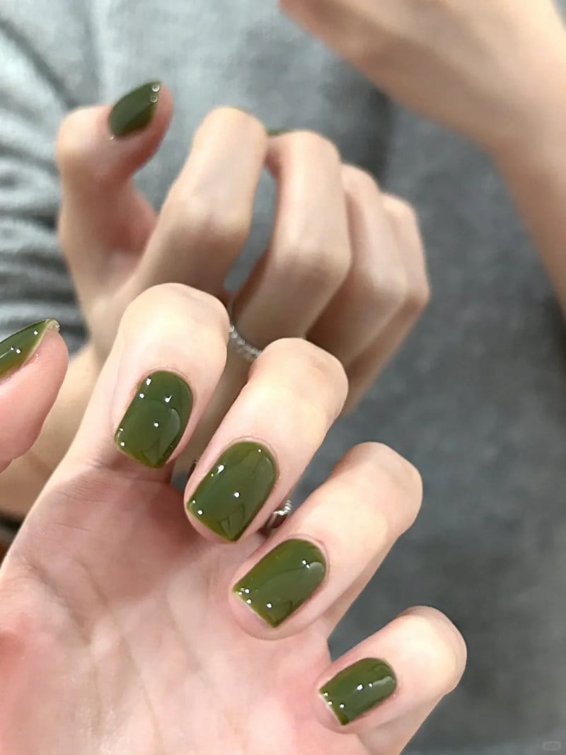 những mẫu nail đẹp cho móng ngắn