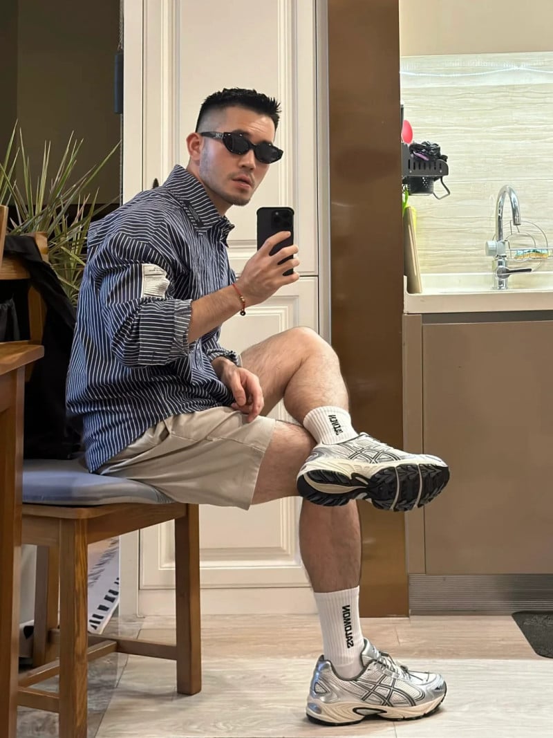quần short phối áo sơ mi nam
