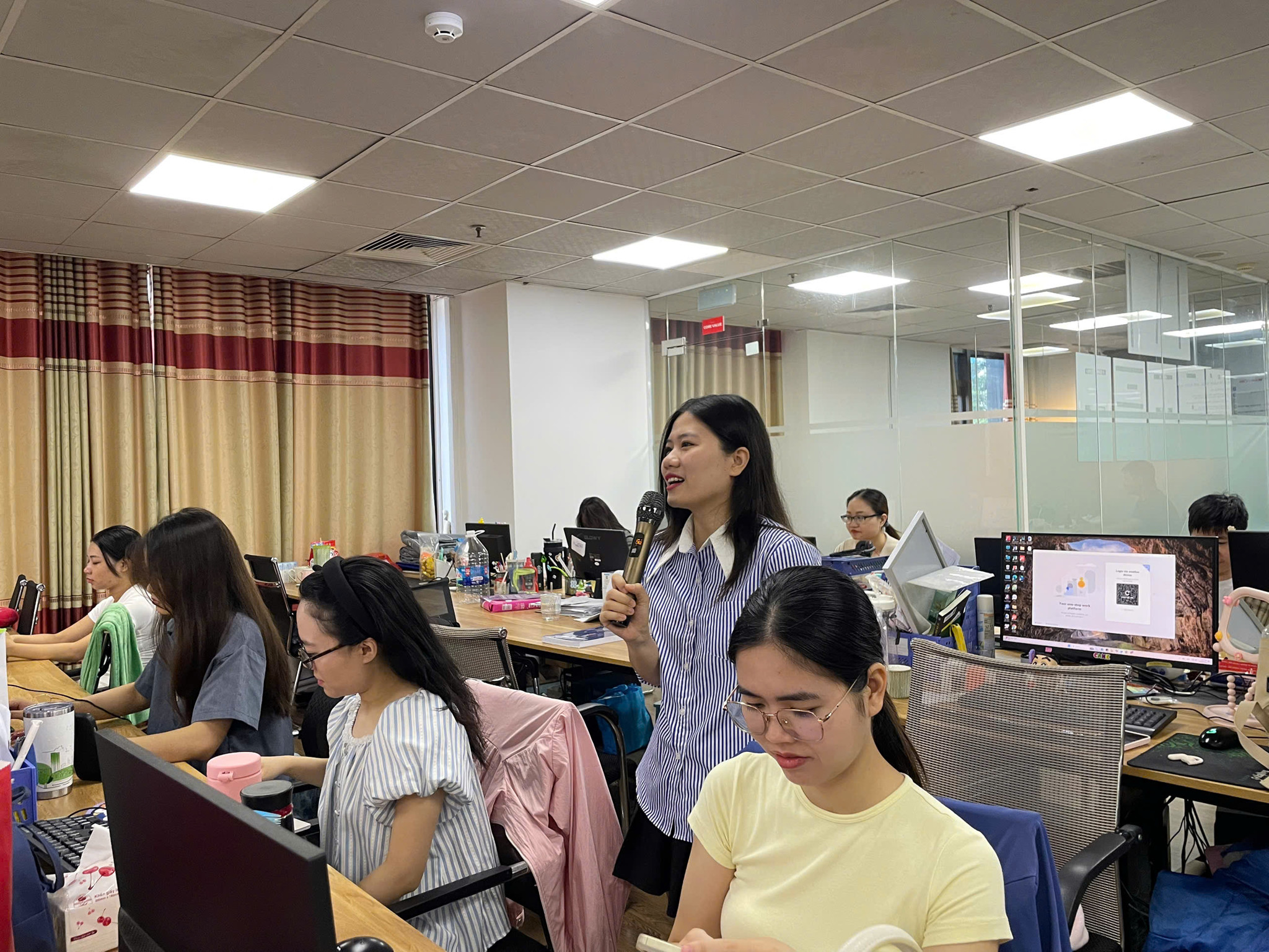 1009 Lời Từ Chối và 1 Đế Chế Gà Rán