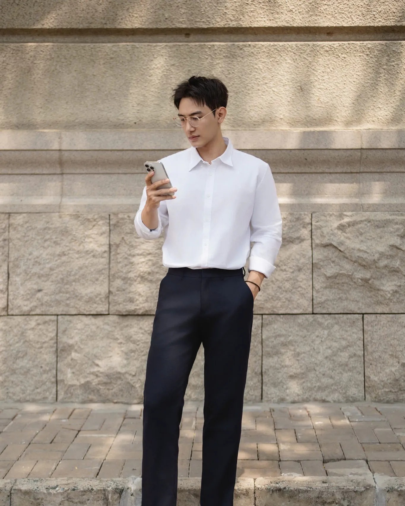 Nên mặc gì khi đi dự lễ tốt nghiệp của con