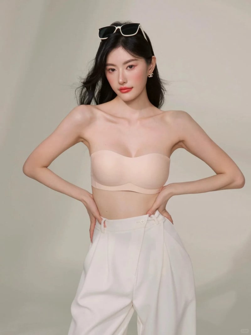 cách mặc áo trễ vai đẹp