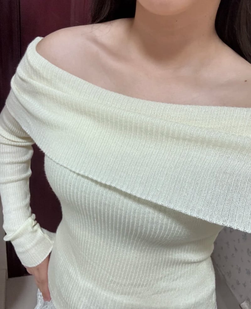 cách mặc áo trễ vai đẹp