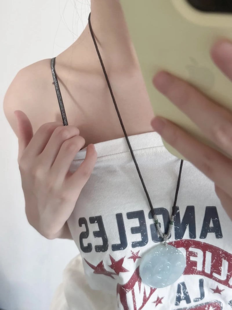 cách mặc áo trễ vai đẹp