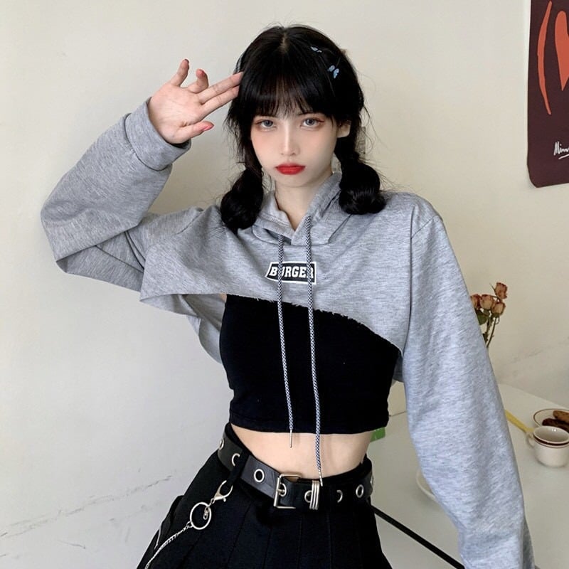 mix áo hoodie với chân váy dài