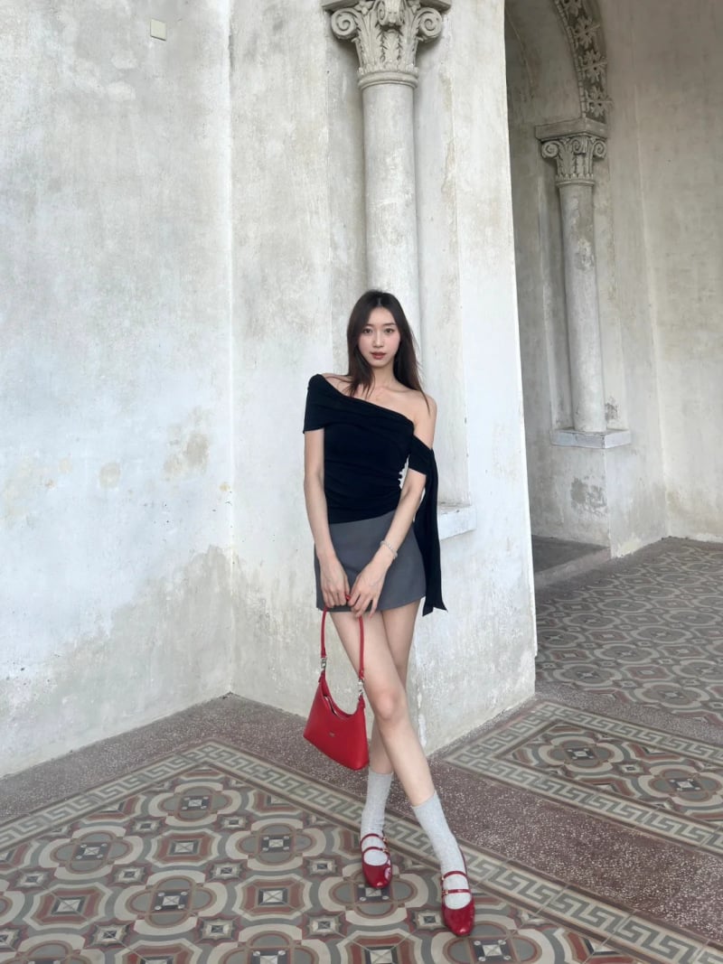 phối đồ với chân váy chữ a ngắn