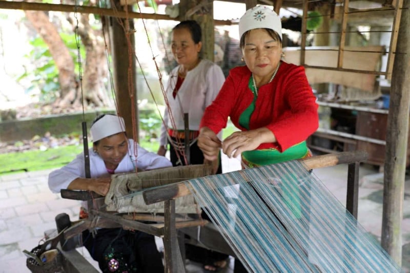 trang phục dân tộc mường