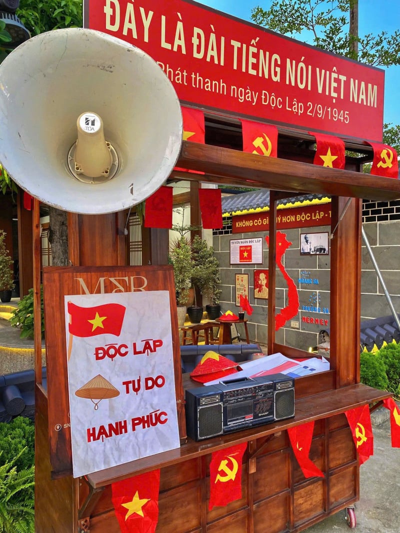 trang trí quốc khánh 2/9