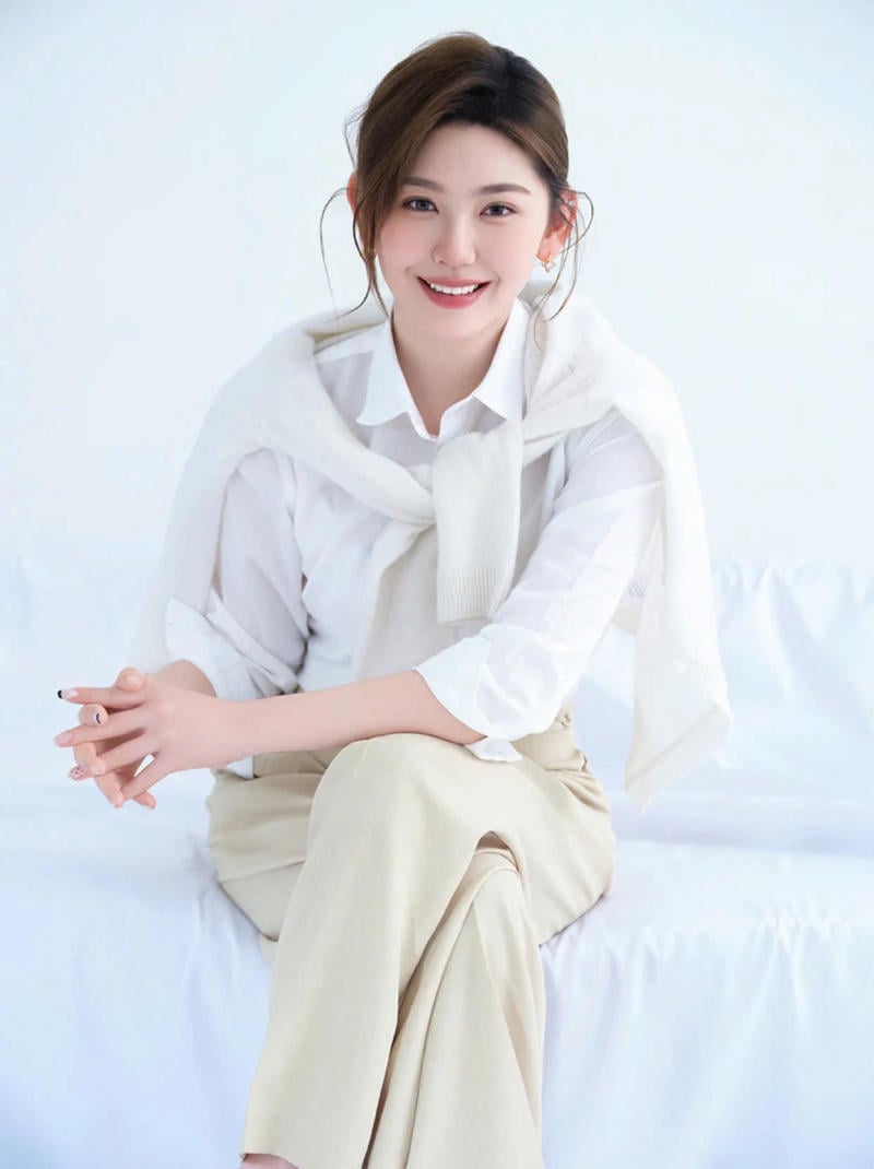 Tư thế ngồi ấm áp và gần gũi