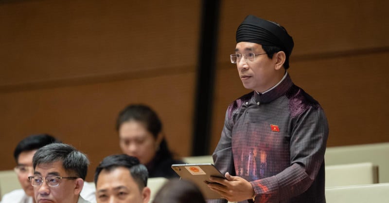 áo dài nam ngày nay