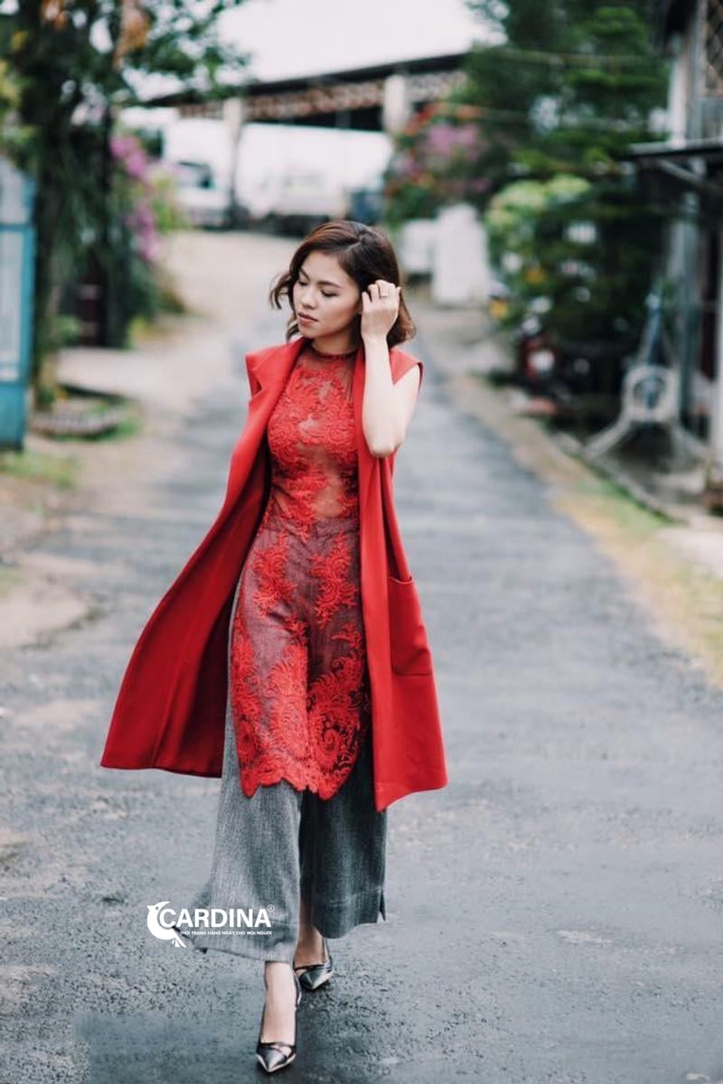 Одежда азиата. Платье в азиатском стиле. Вечернее платье в азиатском стиле. Платья в азиатском стиле современные. Вьетнамский стиль одежды.