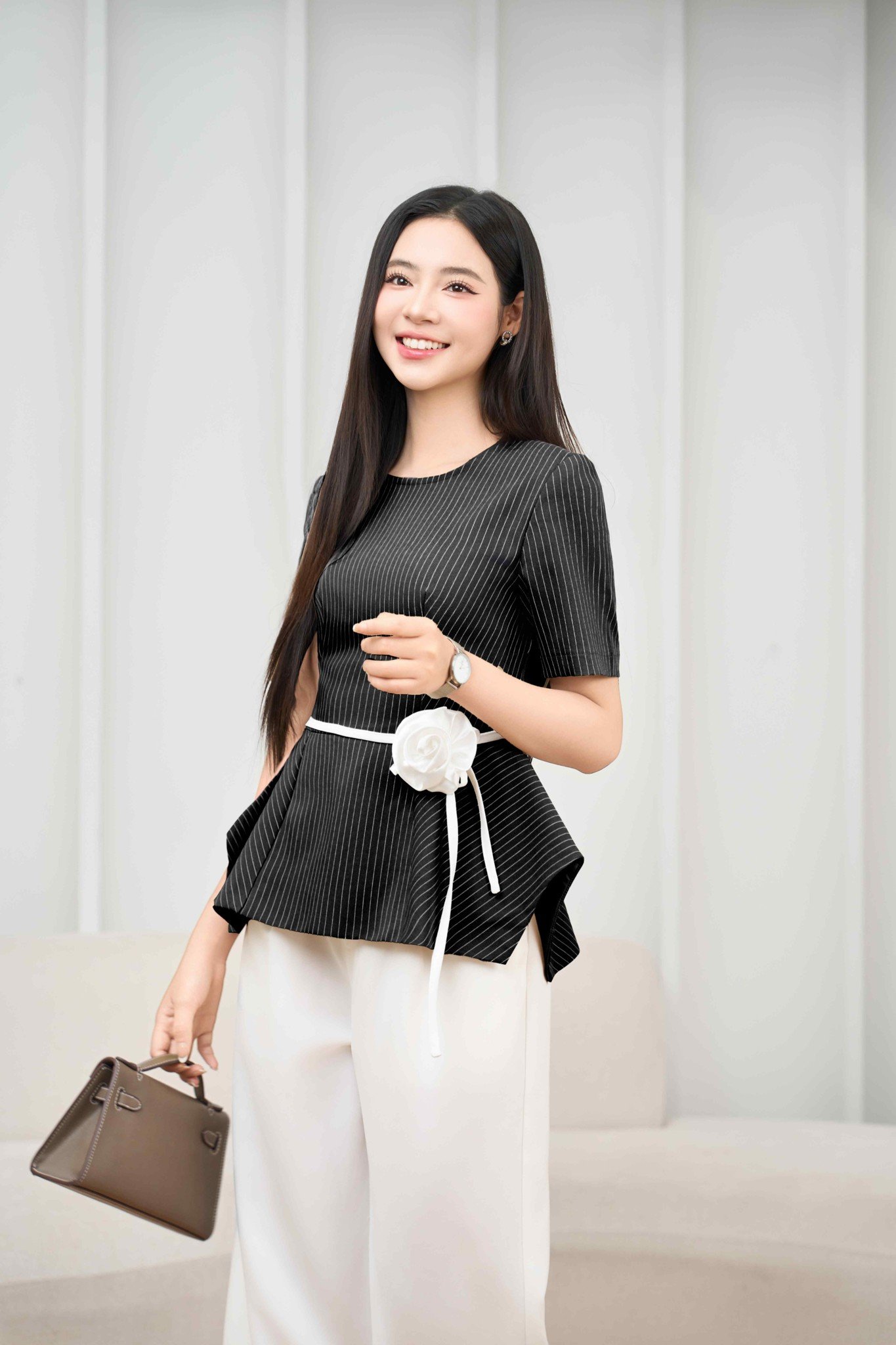 Áo kiểu nữ Cardina dòng Younger vải tuyết si kê thiết kế Peplum kèm dây đai