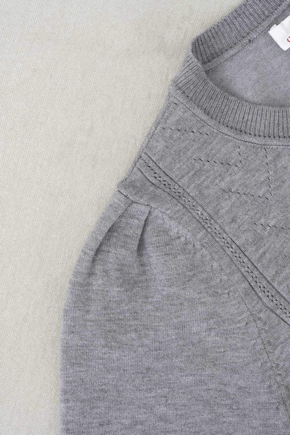 Áo len cardigan nữ Cardina tay ngắn dệt kim họa tiết dọc