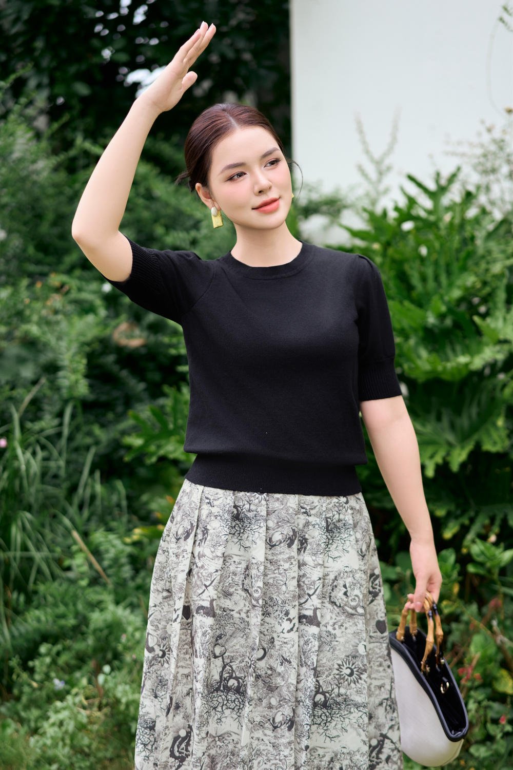 Lựa chọn trang phục phù hợp với 
