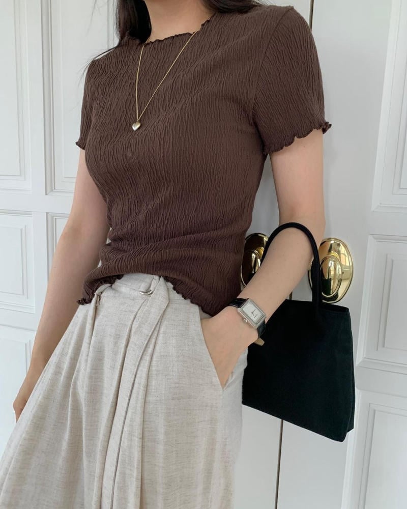 Gấu áo bất đối xứng (Asymmetrical Hem)