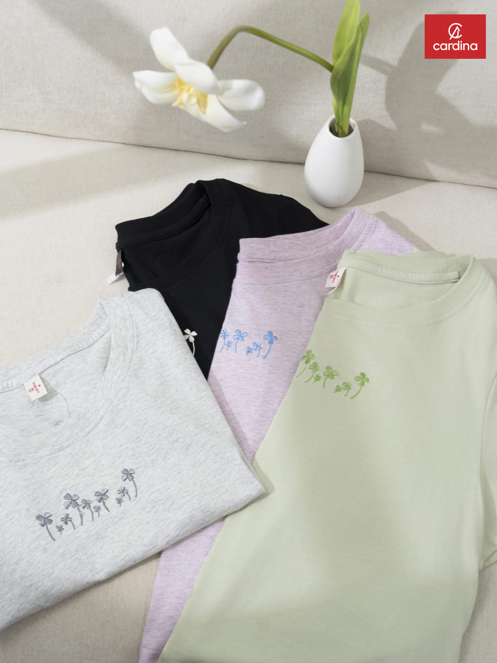 Áo phông nữ chất cotton cổ tròn thêu cỏ bốn lá An lành