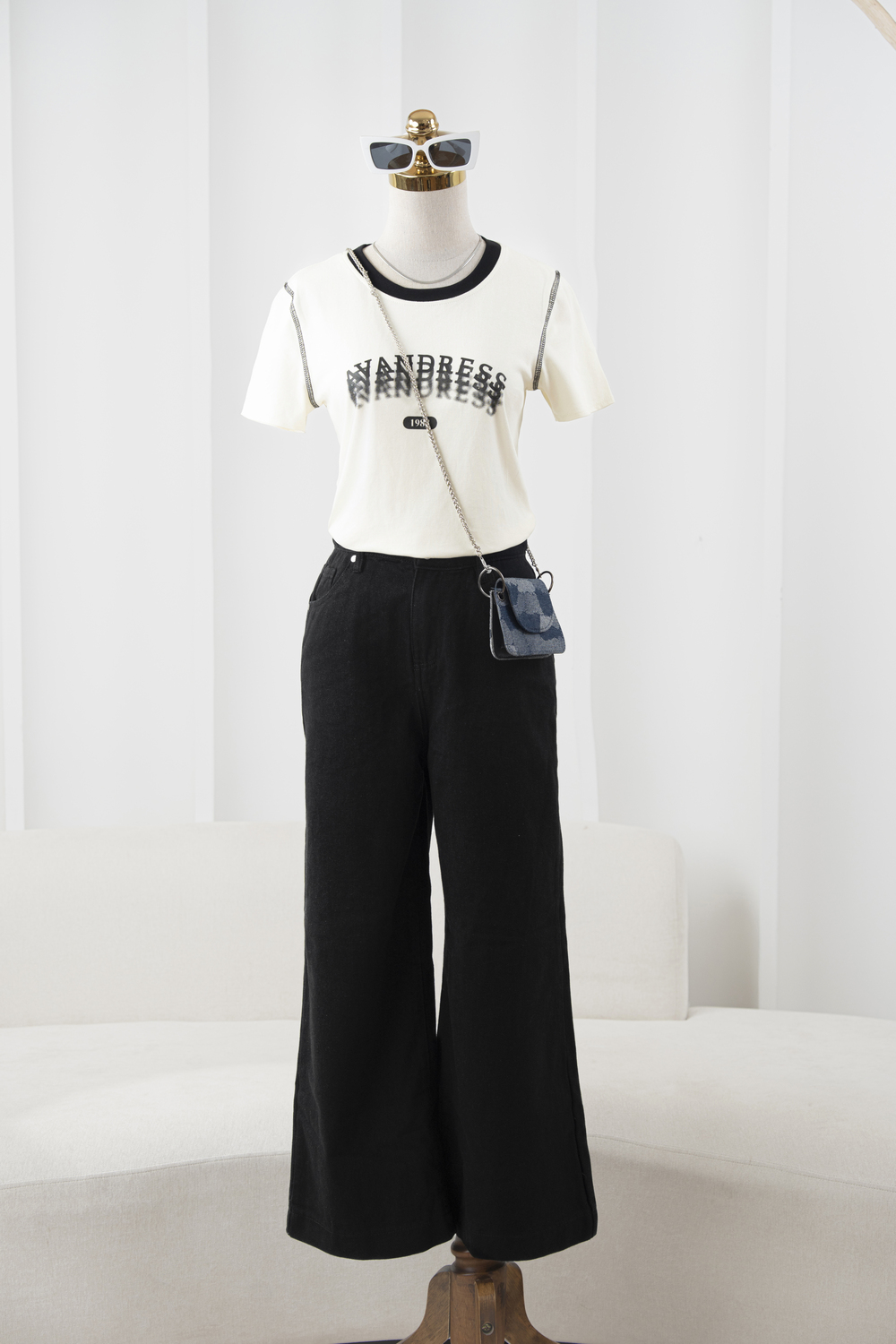 Áo cotton phối cổ diễu chỉ