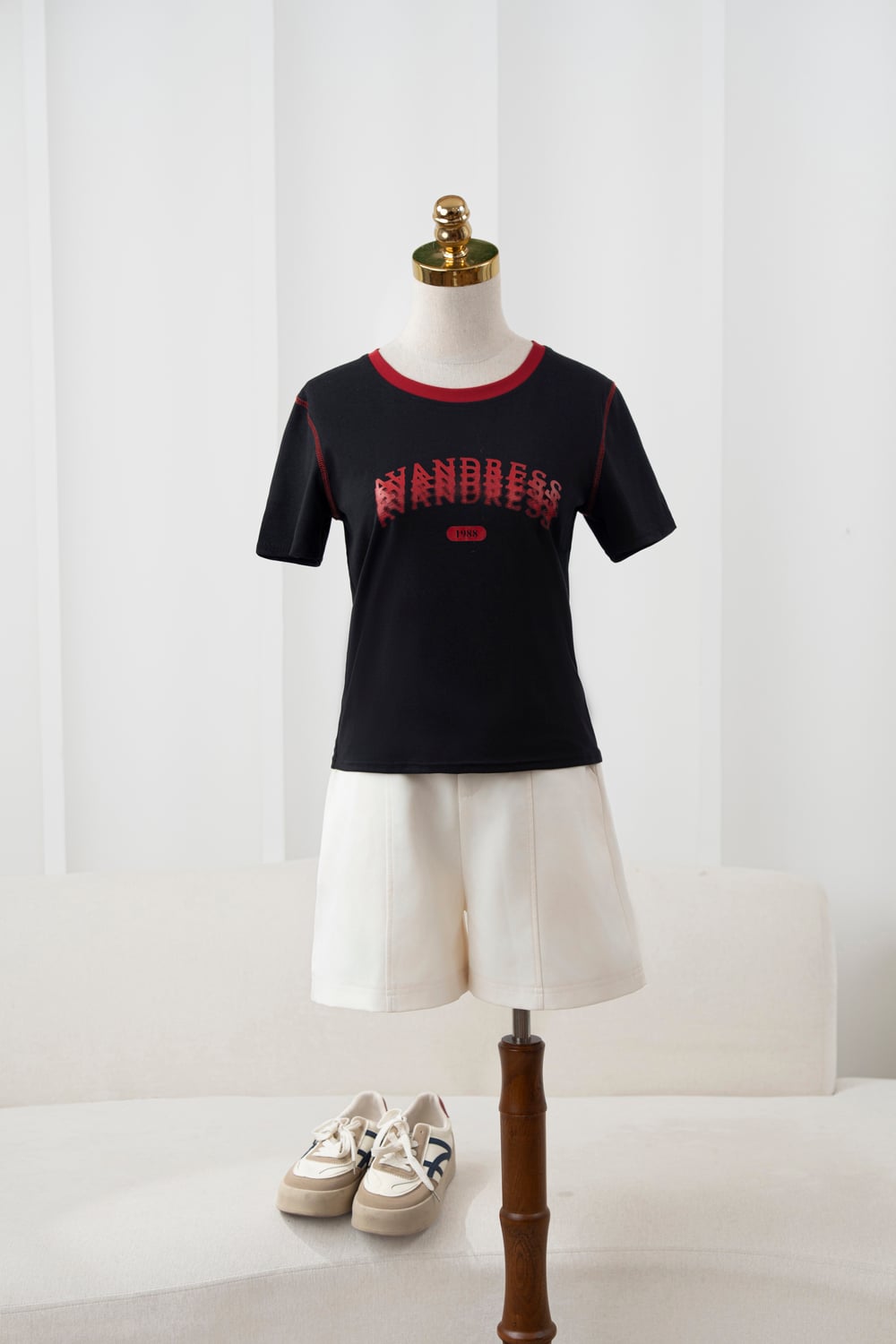 Áo cotton phối cổ diễu chỉ