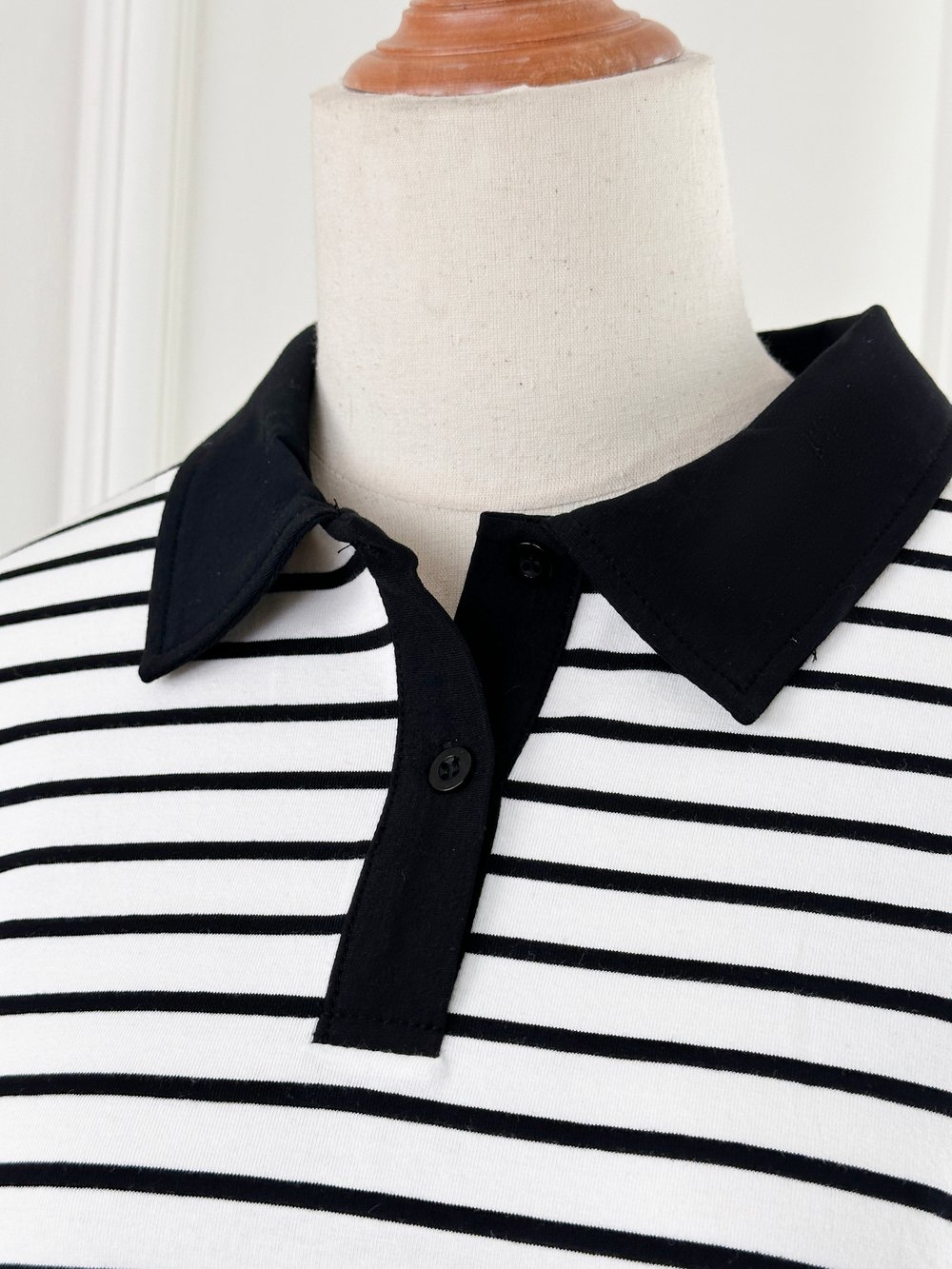 Áo polo kẻ phối màu