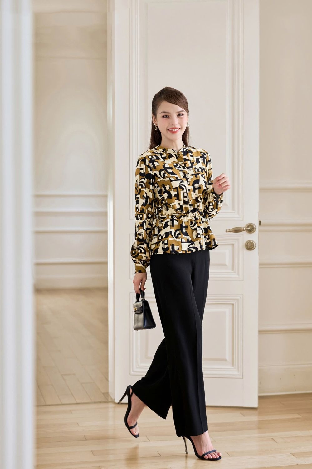 Áo sơ mi peplum