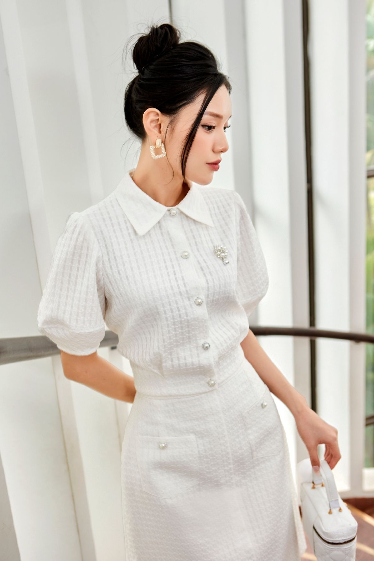 Phối cùng chân váy