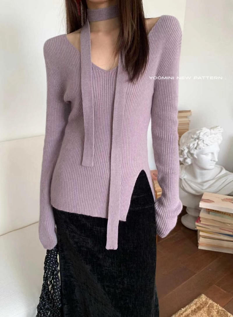 Phối đồ cá tính cùng áo thun tay dài xẻ tà