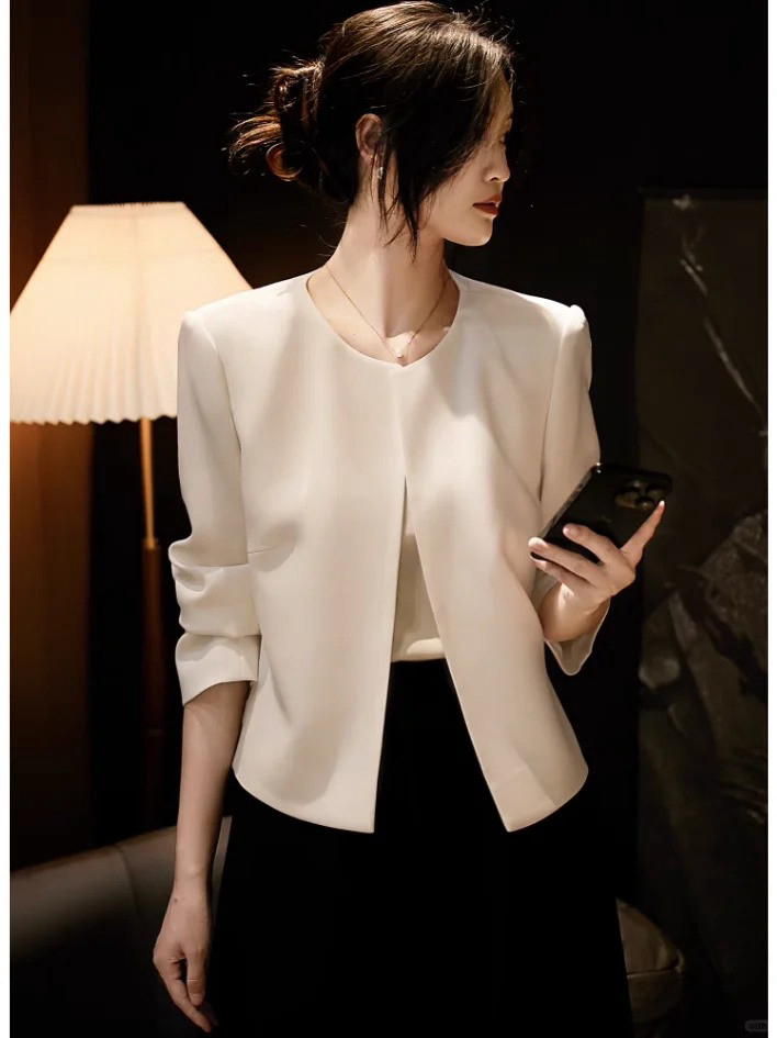 mẫu áo vest nữ không cổ đẹp
