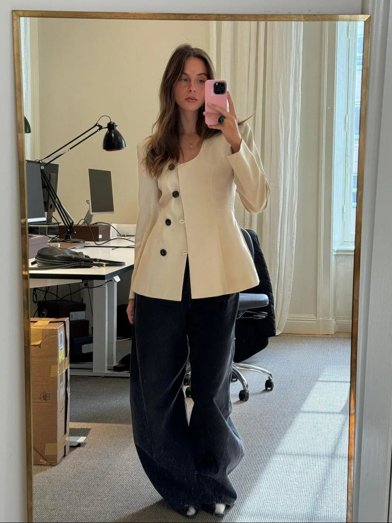 mẫu áo vest nữ không cổ đẹp