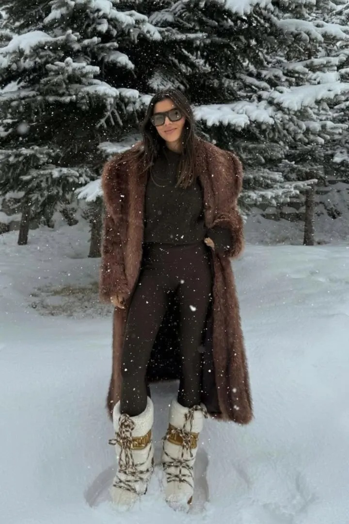 Bí quyết phối đồ chuẩn style Après-ski cho chị em