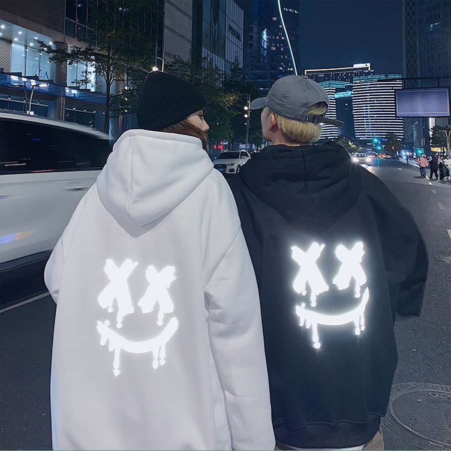 Áo hoodie phun phản quang