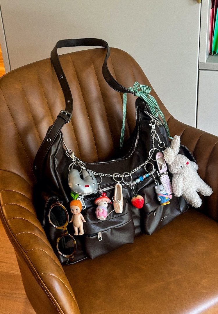 Bag charm là gì?