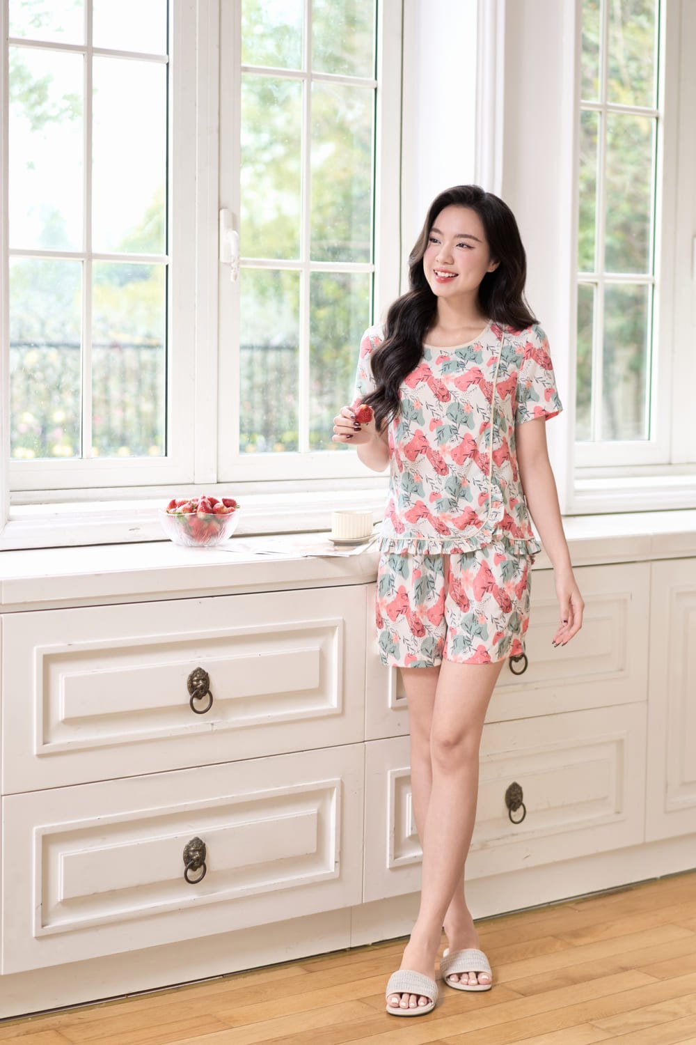 Bộ lanh đùi cộc tay gấu bèo