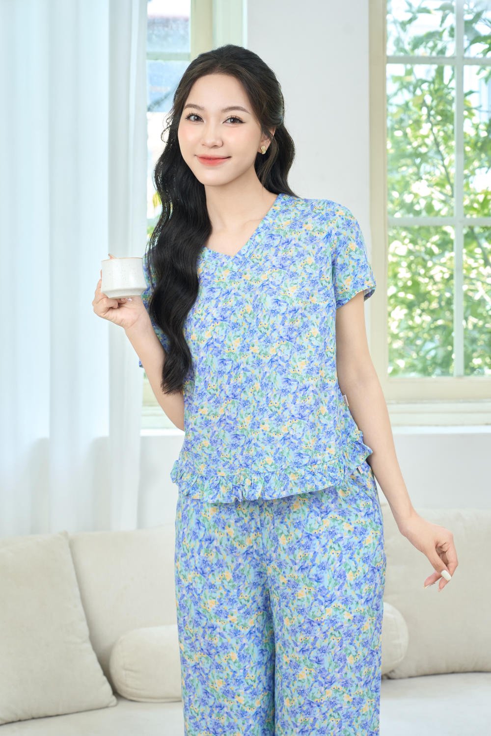 Bộ Đồ Mặc Nhà Nữ Cardina Dáng Quần Suông Vải Lanh Thấm Hút Họa Tiết Hoa