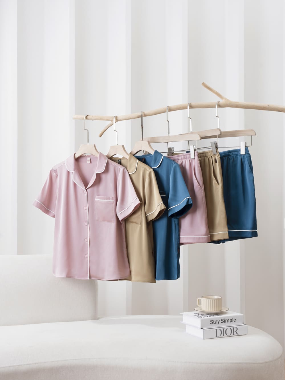 Bộ pyjama đùi mặc nhà nữ chất lụa có lé viền