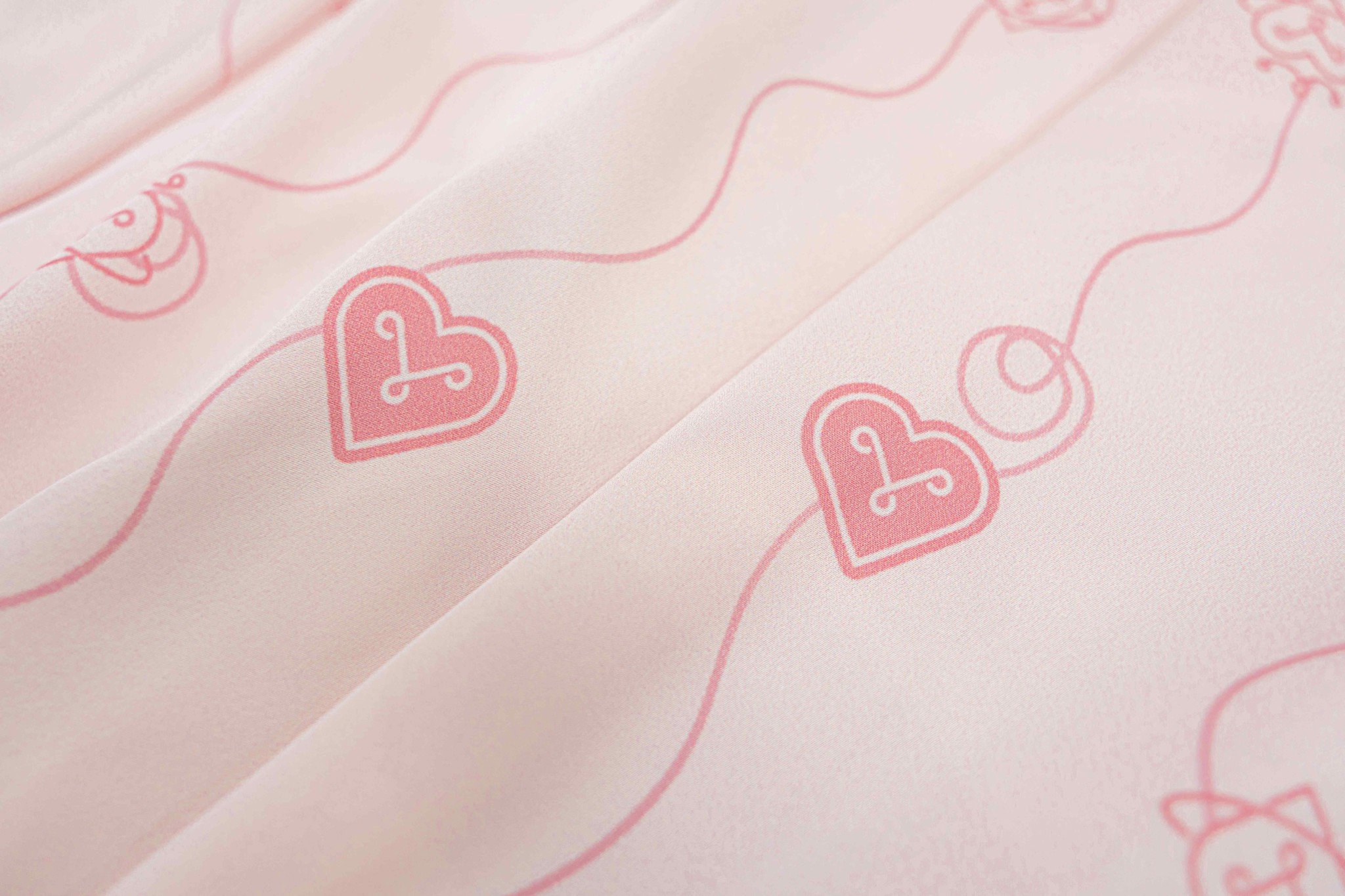 Bộ Pijama cổ 2 ve họa tiết trái tim