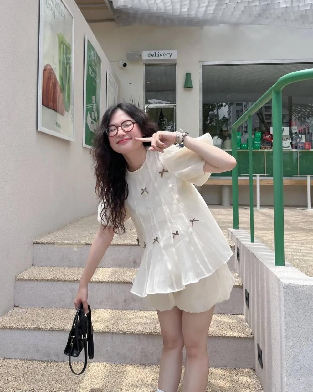 Phối phụ kiện Túi xách, thắt lưng và trang sức