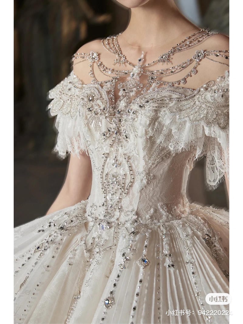Những mẫu váy cưới đẹp nhất thế giới | The most beautiful wedding dresses  in the world - YouTube