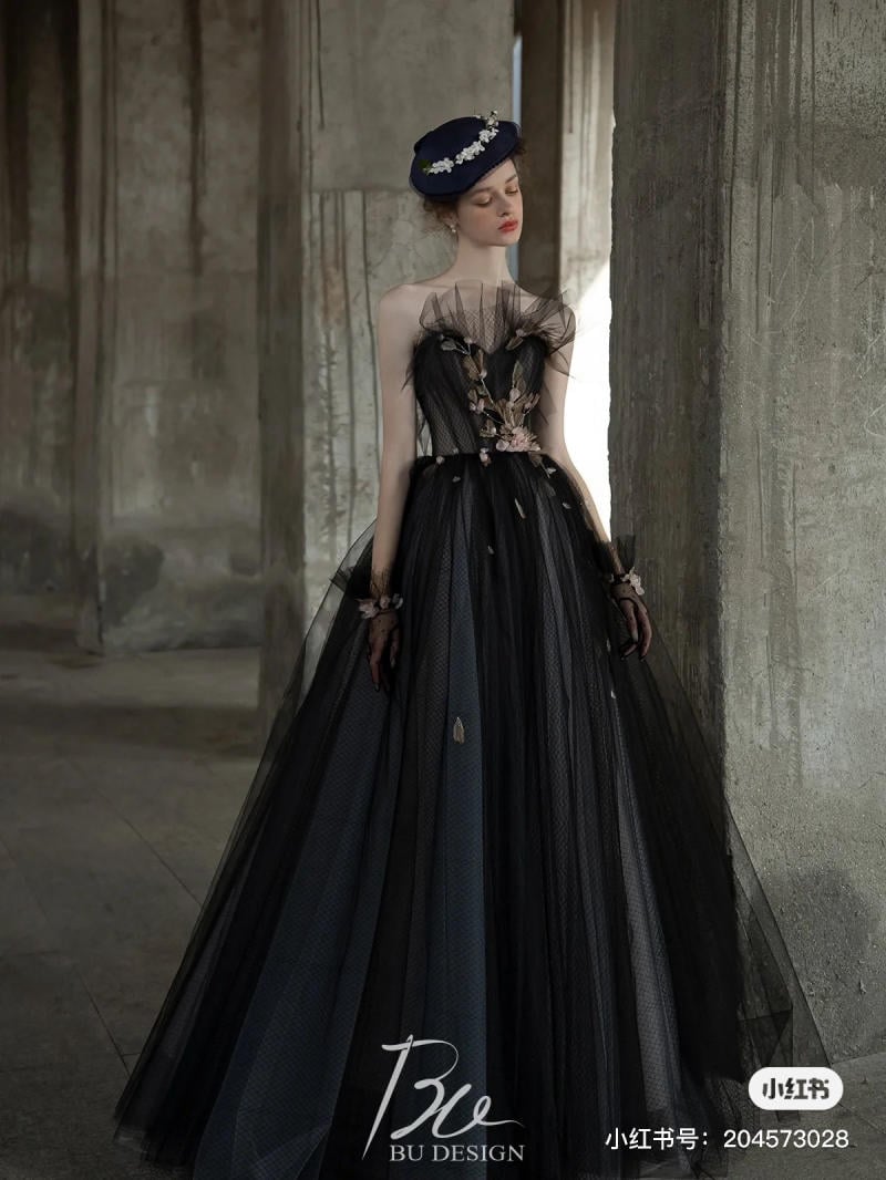 Phong cách váy cưới Gothic – Lựa chọn táo bạo cho cô dâu hiện đại -  PHƯƠNG's bridal