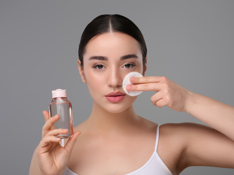 cách dùng nước tẩy trang