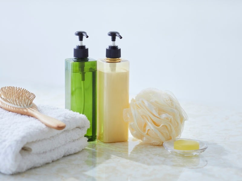 cách gội đầu lâu bết