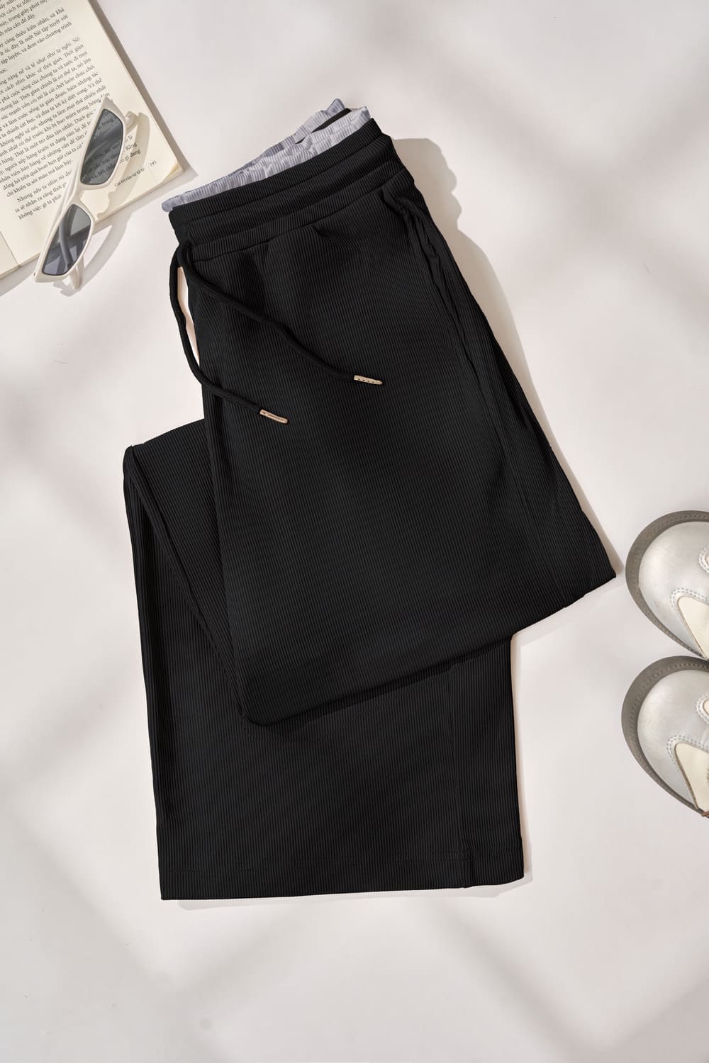 Quần suông tăm phối cạp đôi