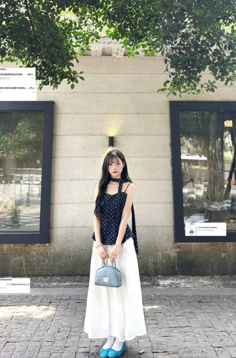 Quyến rũ, hiện đại với áo hai dây/áo croptop