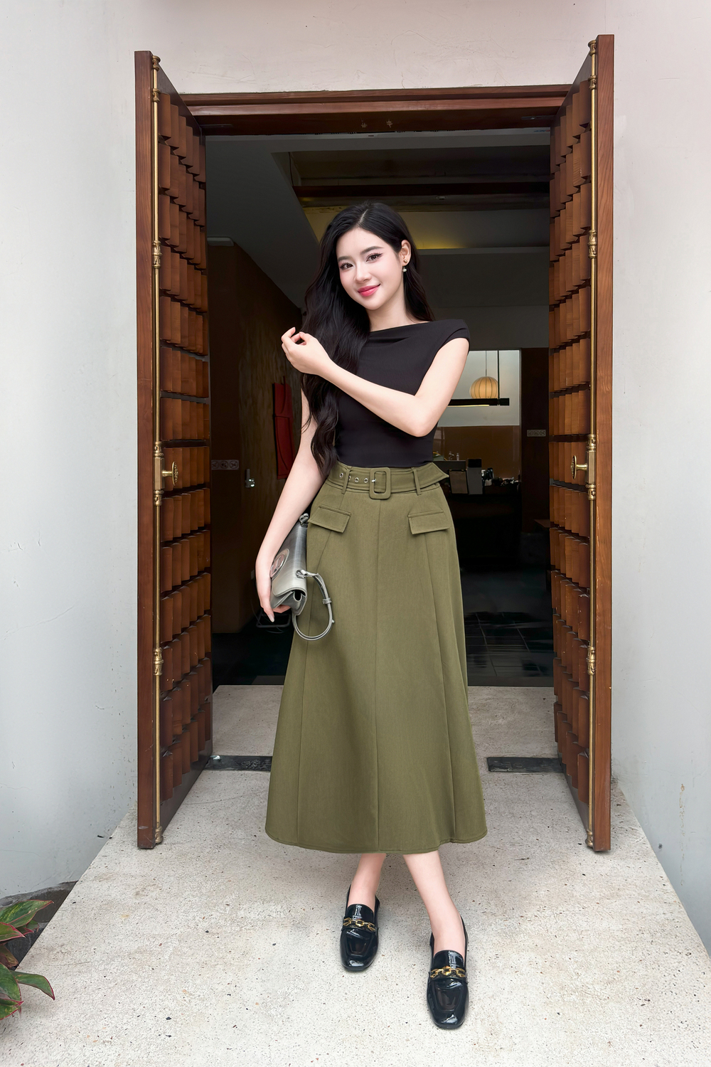 Chân váy midi dáng chữ A bổ mảnh kèm đai rời