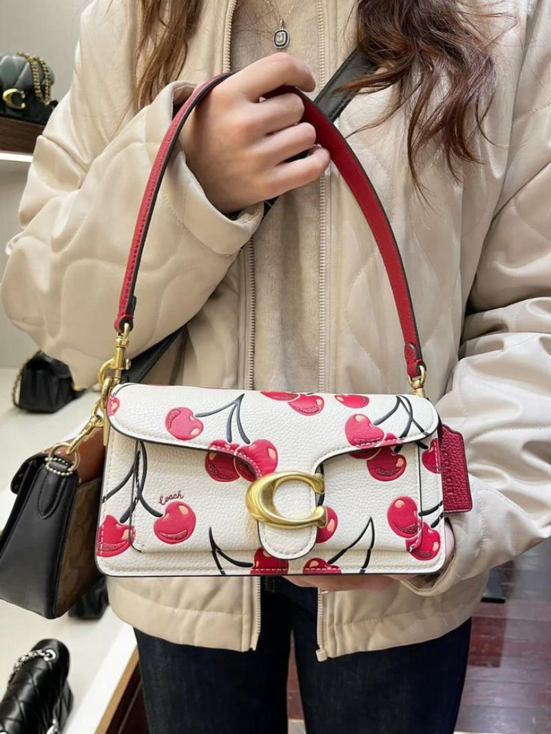 Các biến tấu họa tiết cherry đáng chú ý