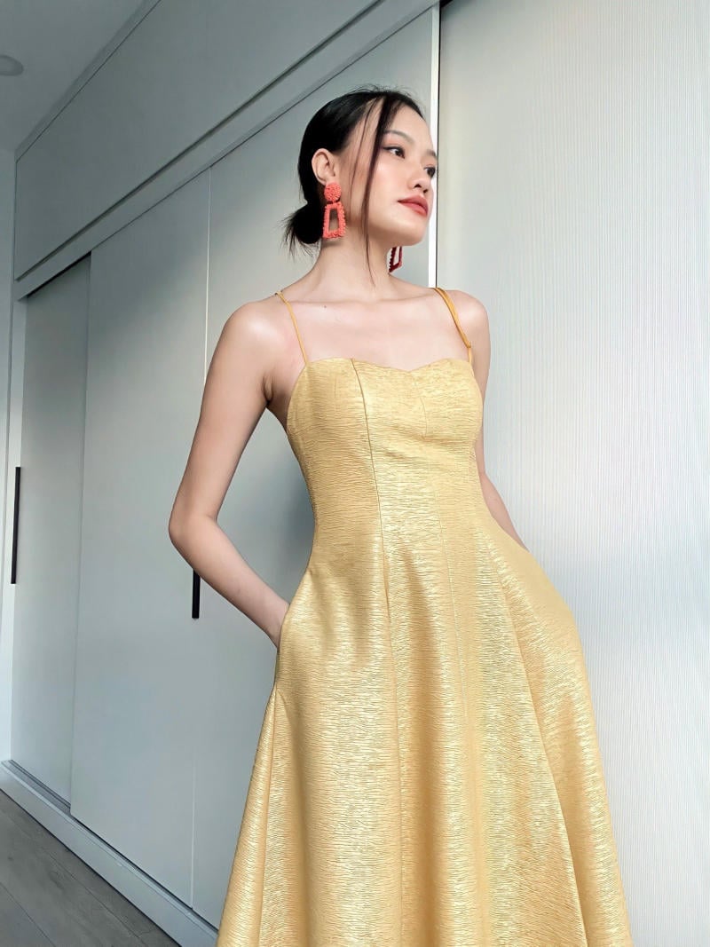 Đầm váy đẹp và các sản phẩm thời trang thiết kế cao cấp - T1/2024