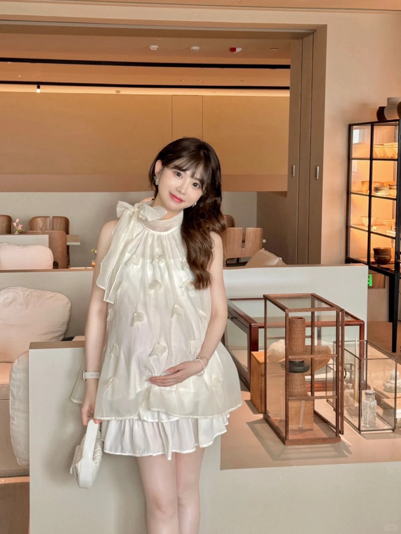 đầm bầu sang chảnh