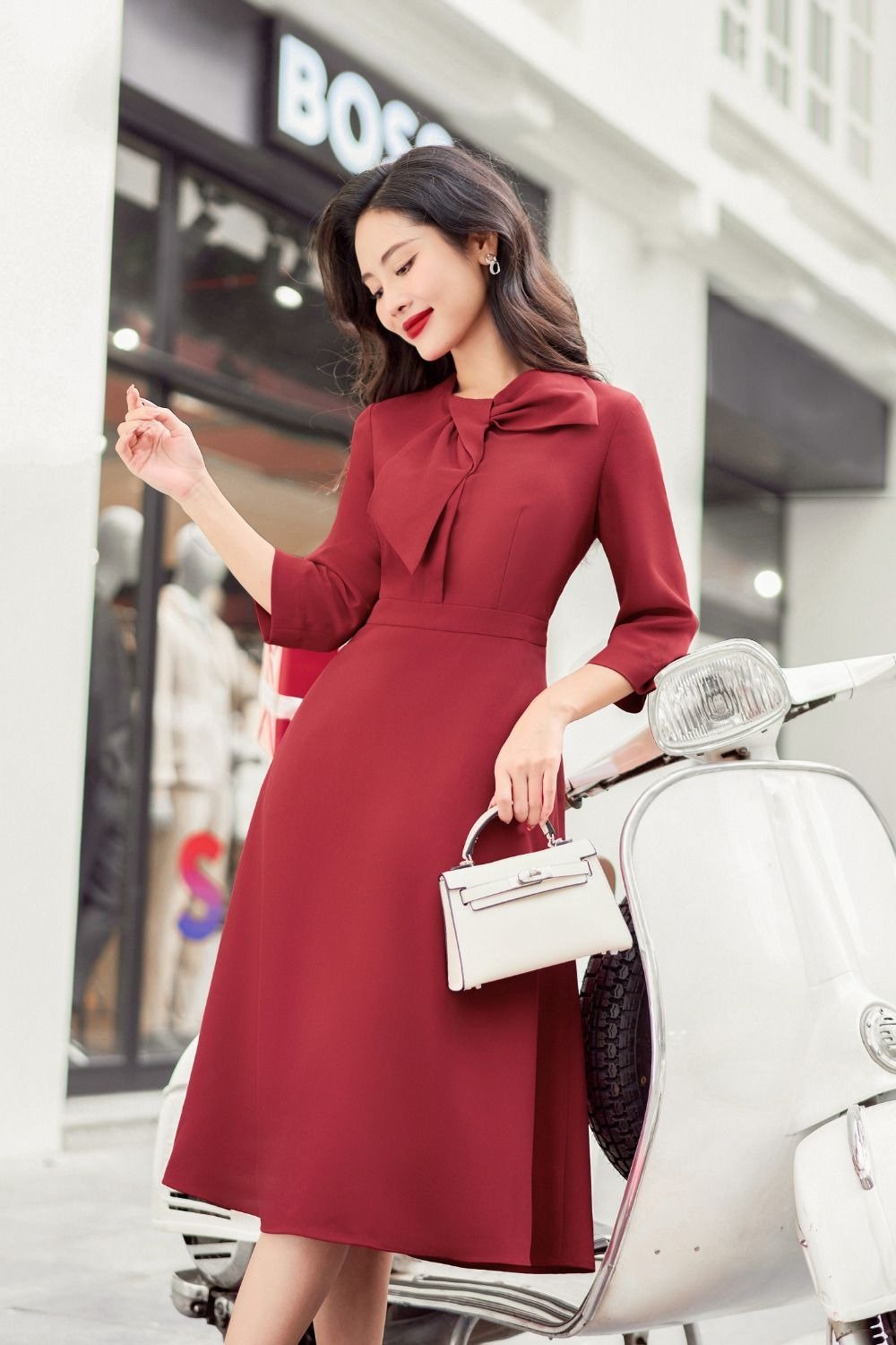 Đầm big size dự tiệc dáng suông A màu đỏ đô thắt nơ cổ