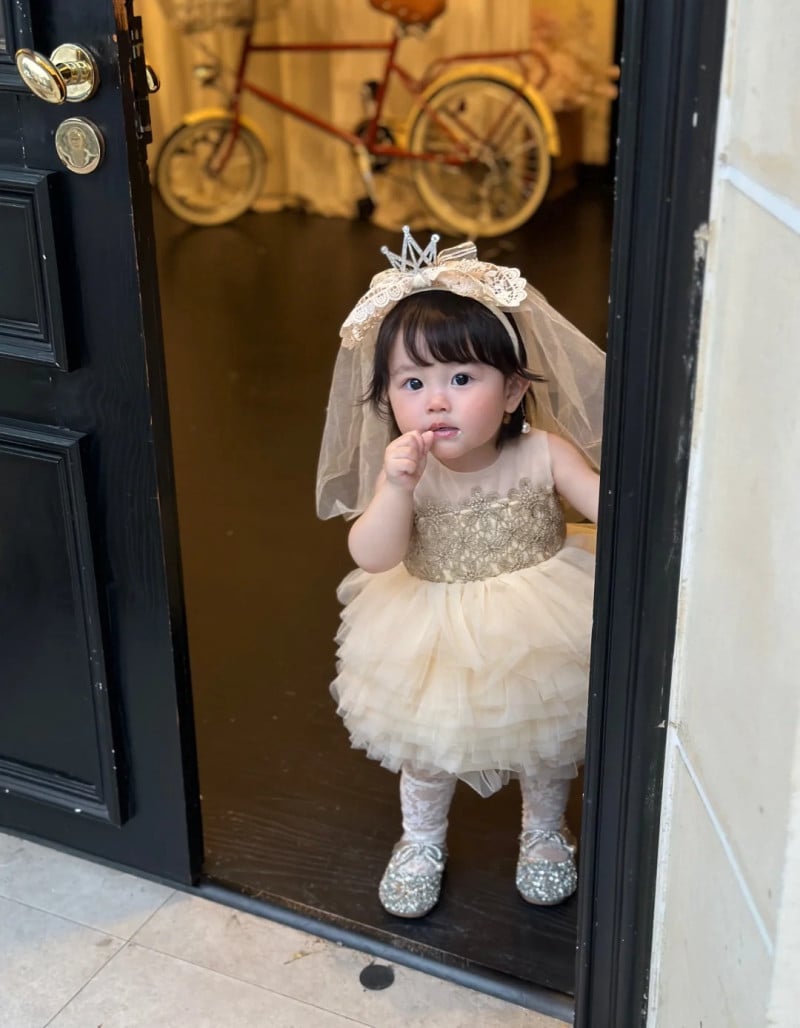đầm công chúa cho bé