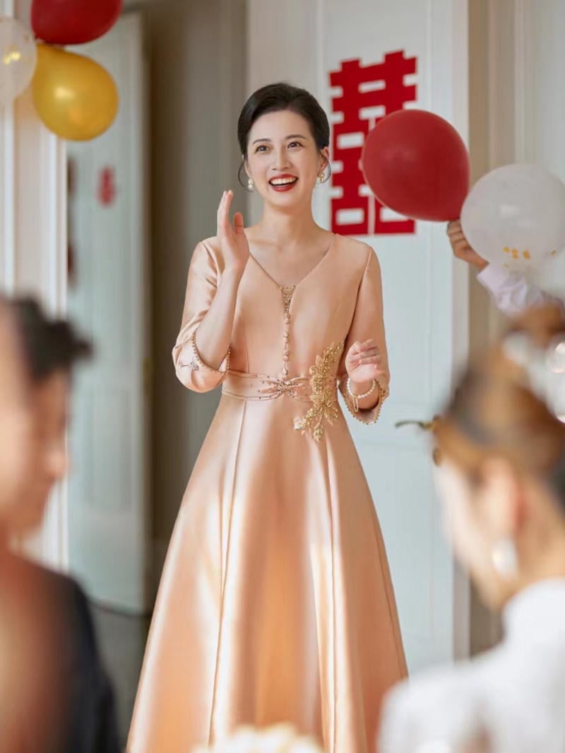 đầm dạ hội U50